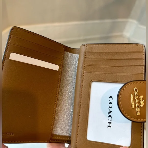 Coach wallet - Picture 2 of 4